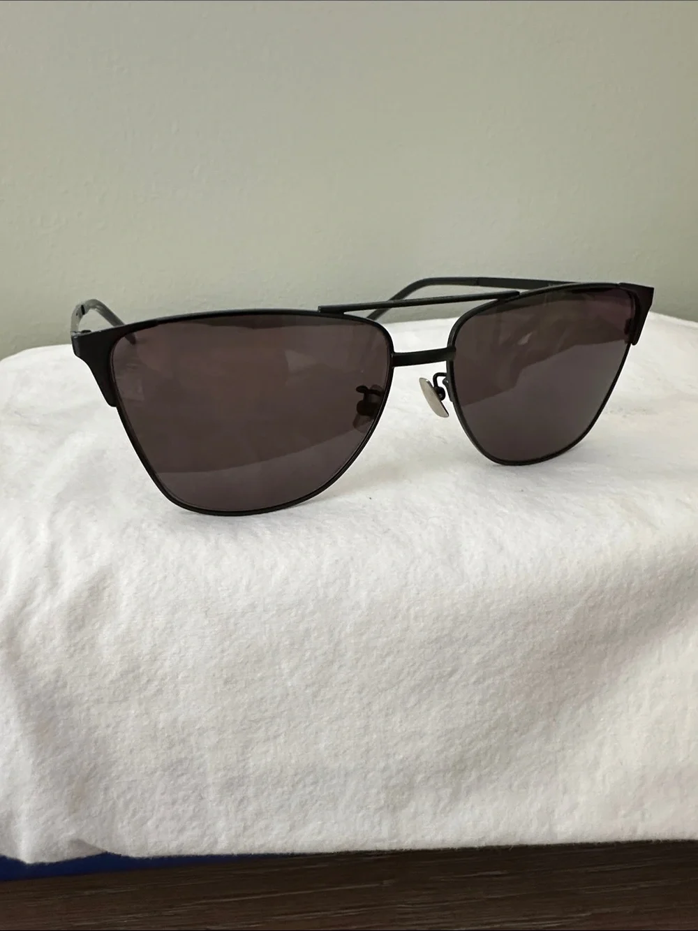 Saint Laurent Black Frame Gray Lenses Sunglasses (09)